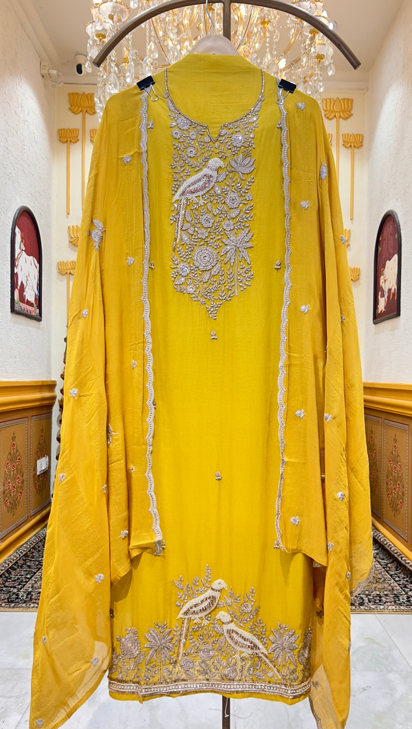 Vihana Mul Suit