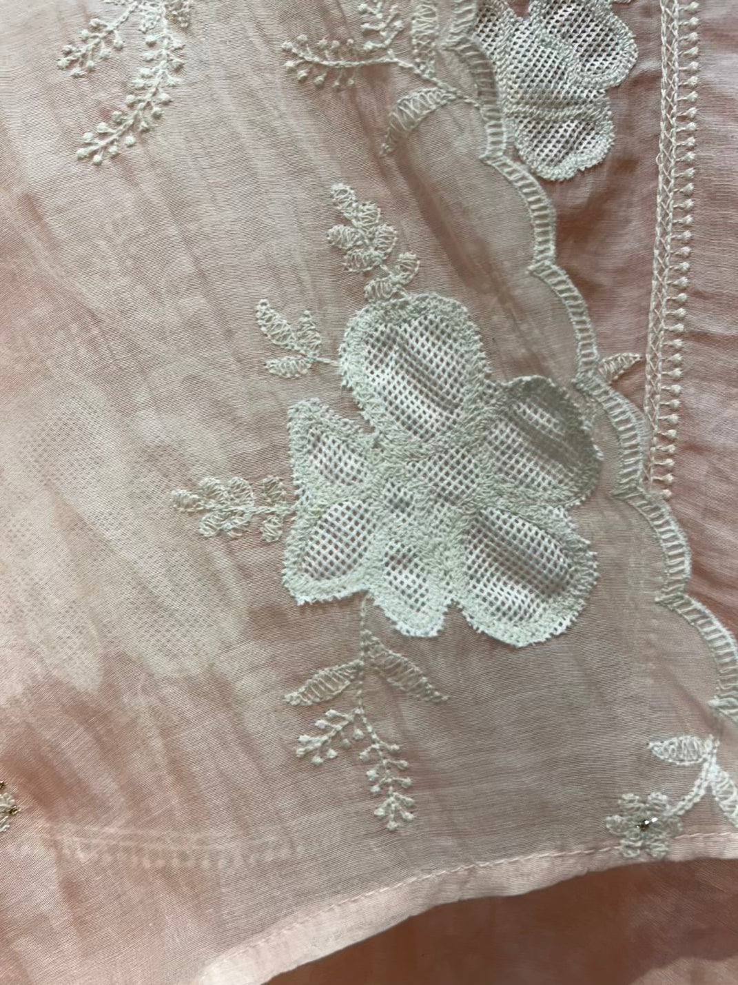Liora Thread Veil Chanderi Sui