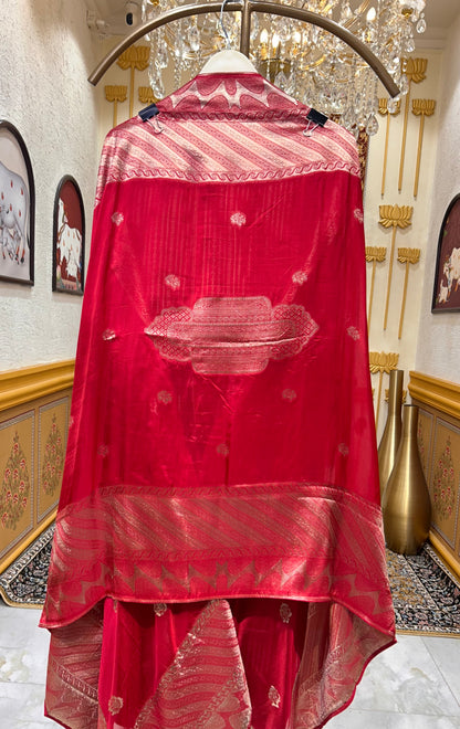 Ishira Banarasi Weave Noor (Red)
