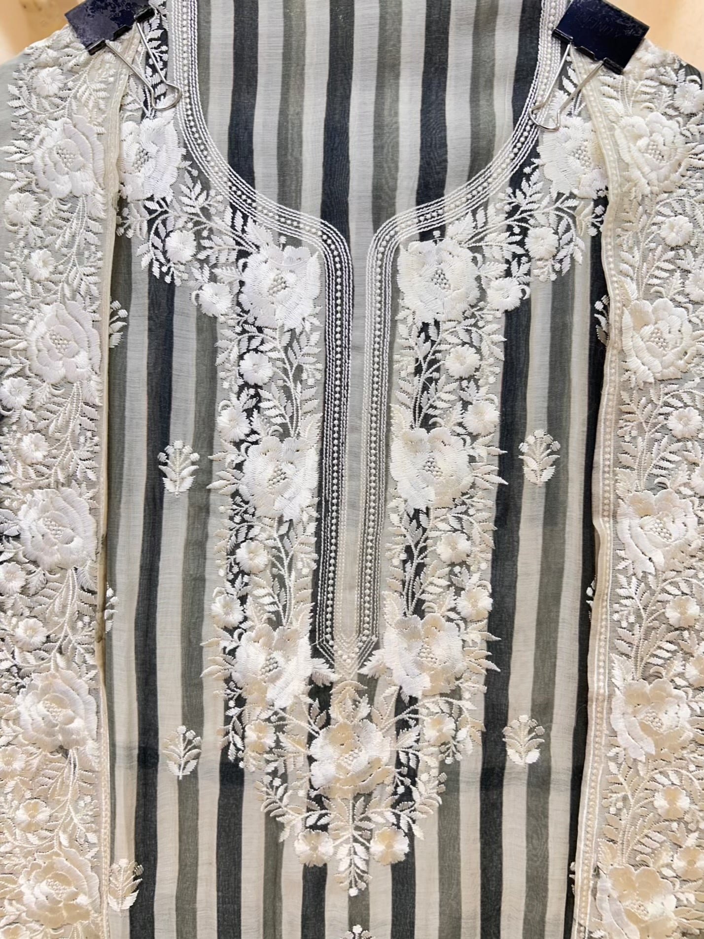 Elvaya Threadline Chanderi Suit