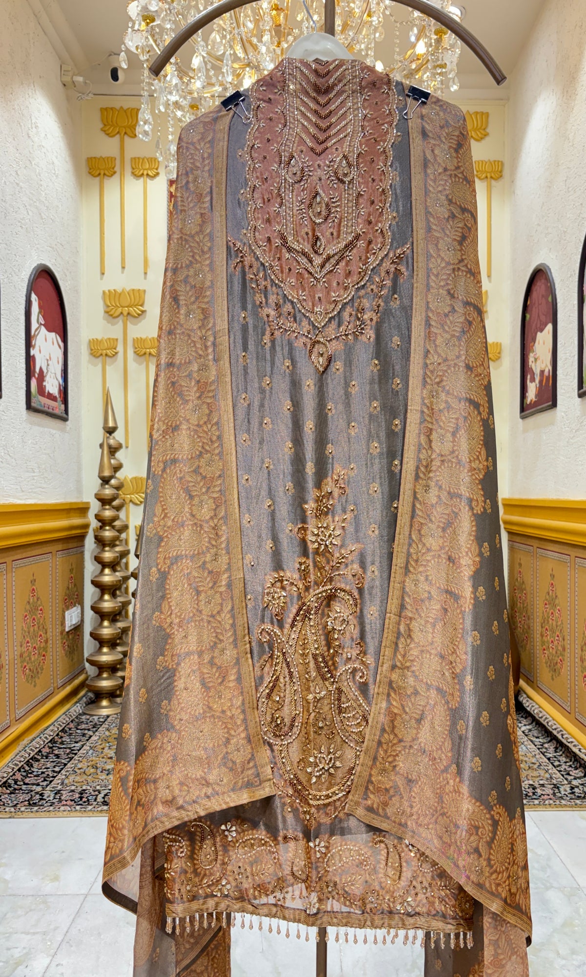 Rangmaeva Printed Suit