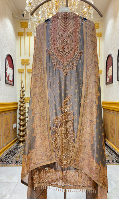 Rangmaeva Printed Suit