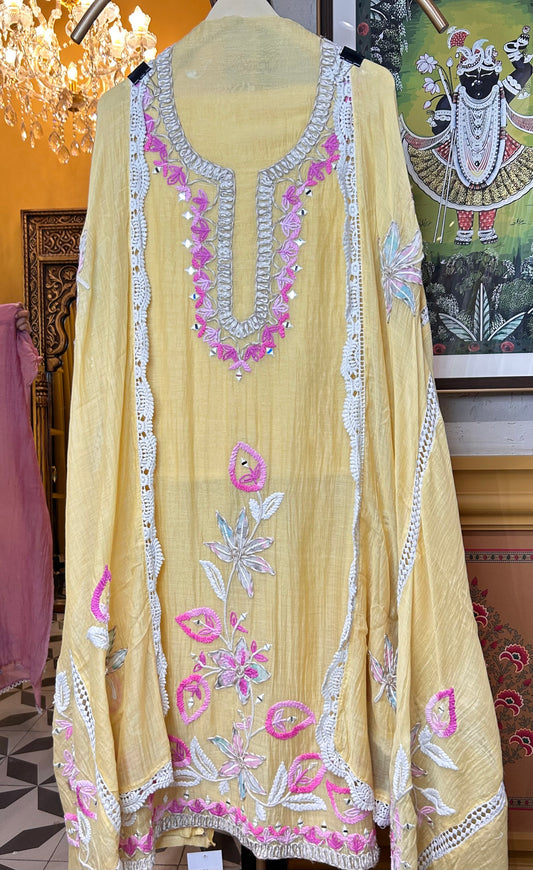 Zareen Mul Suit
