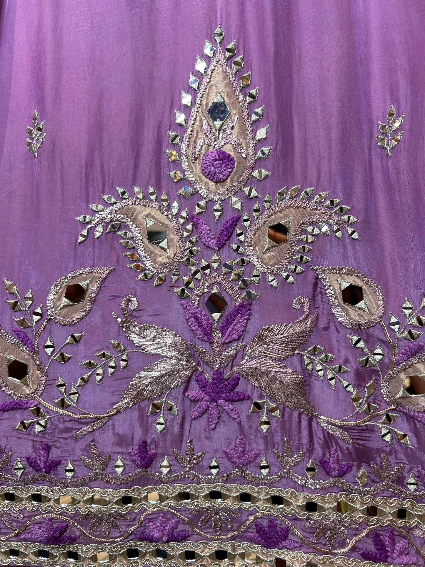 Aaina-e-Noor (Lavender)