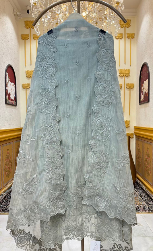 Naira Dori Tissue Suit