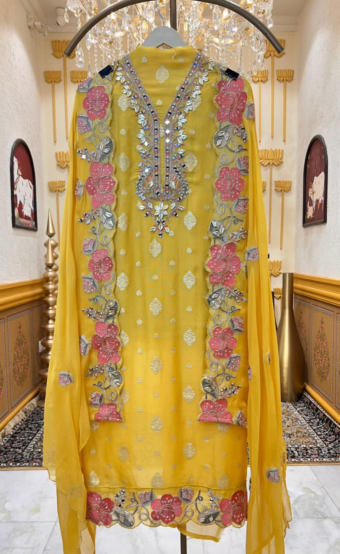 Ruhzeen Banarasi Gota Suit (Yellow)