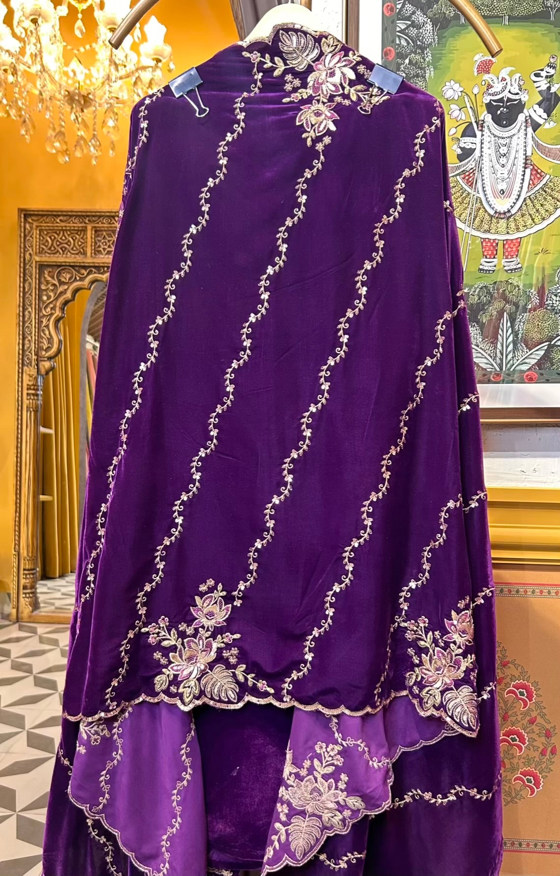 Nayab-é-Velour (Purple)