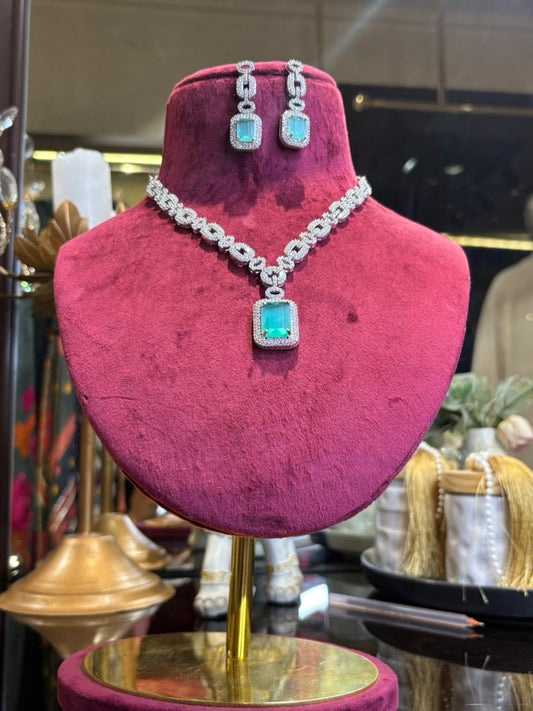 Frosteleïa Diamond Set