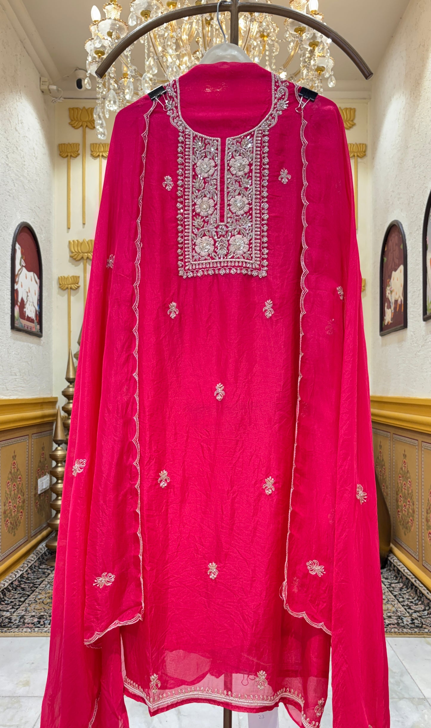 Élan d’Or Organza Suit