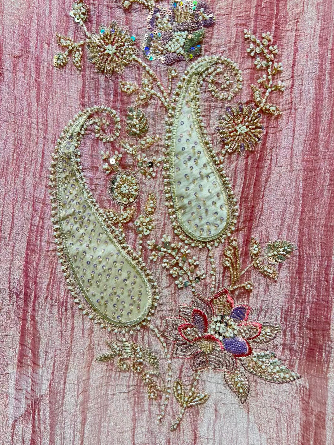 Iraaya Kinari Softloom Suit (Pink)