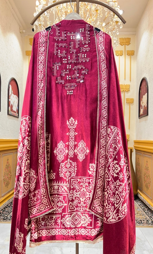 Gajji Rang Sheesha Suit