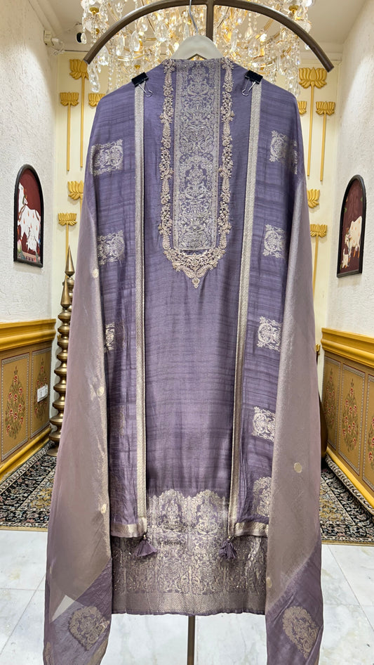 Yashodhara Dola Silk Suit