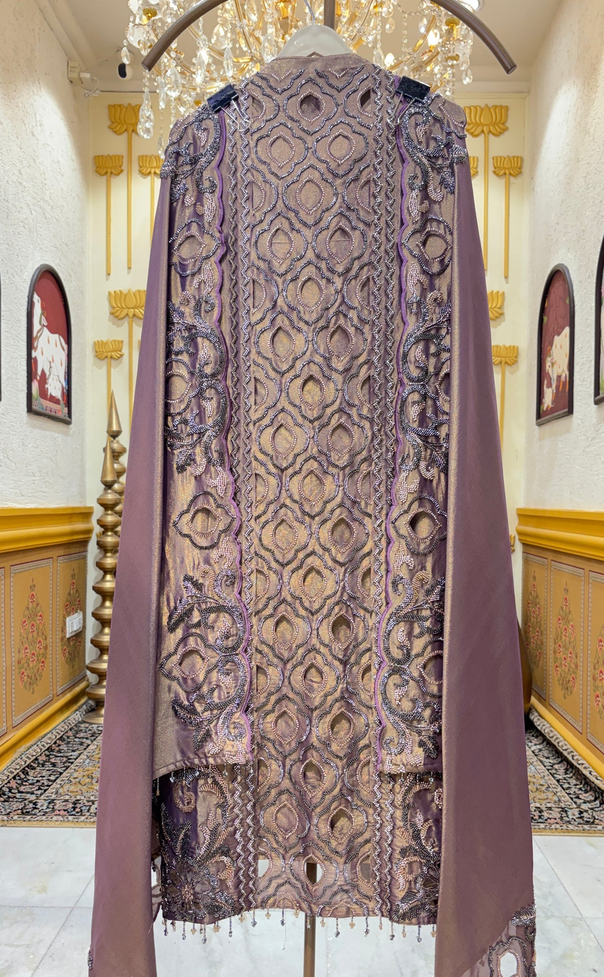 Mehrnoor Royale Suit