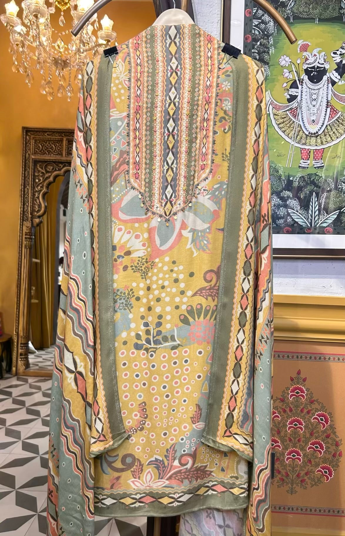 Eira Pashmina Suit (Yellow)