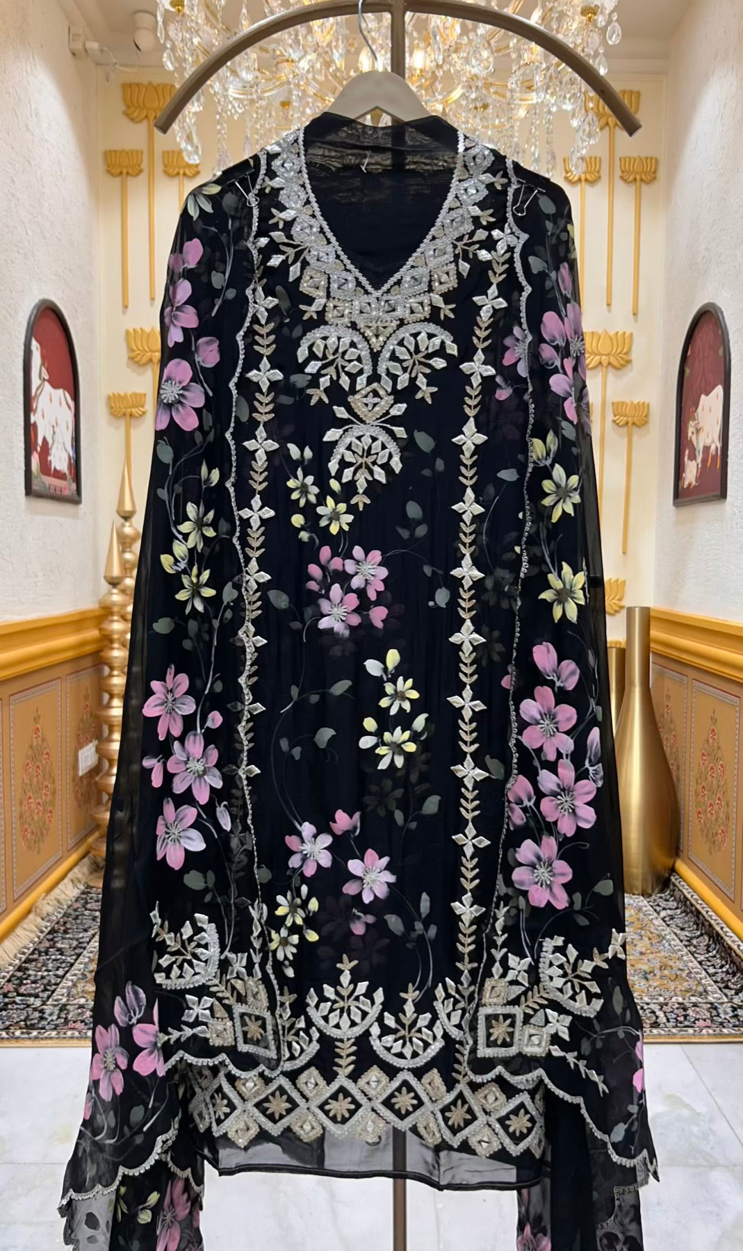 Zayrika Handprint Gota Suit (Black)