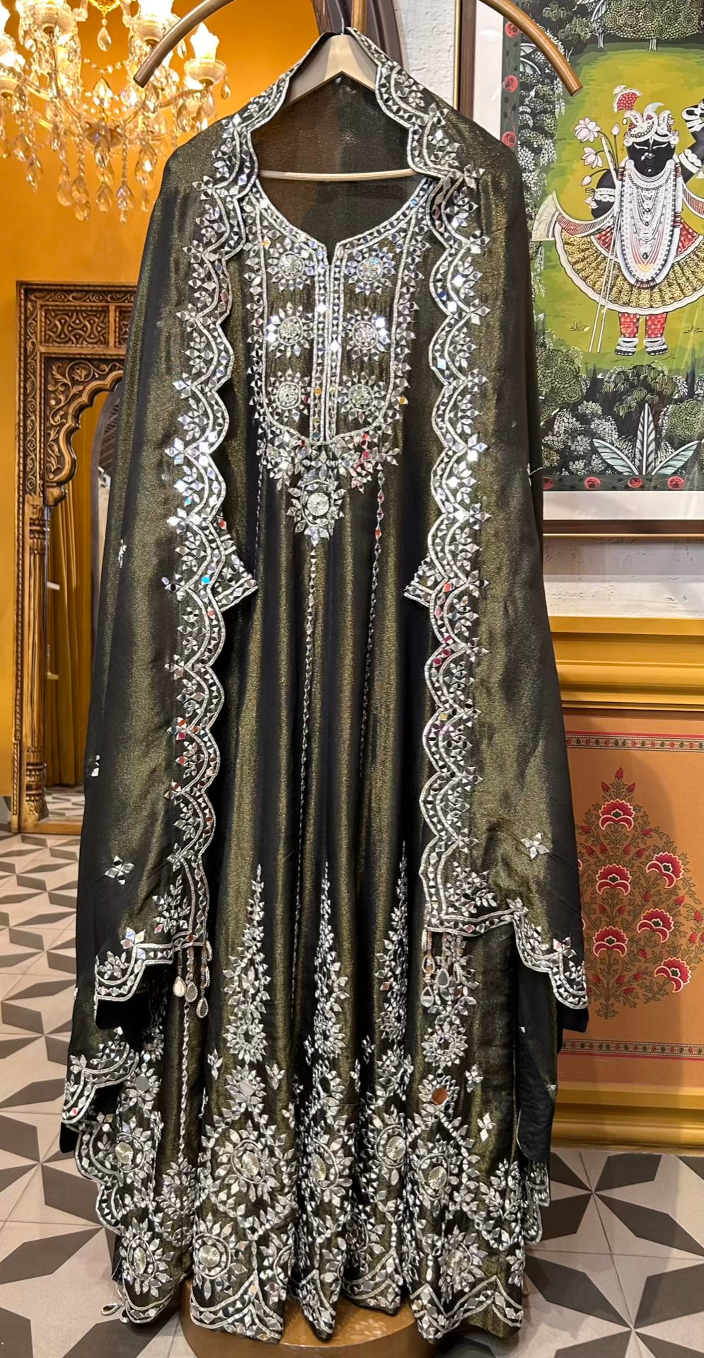 Ameera-é-Noor Anarkali (Mehendi Green)