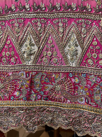 Iravya Crepe Suit (Pink)