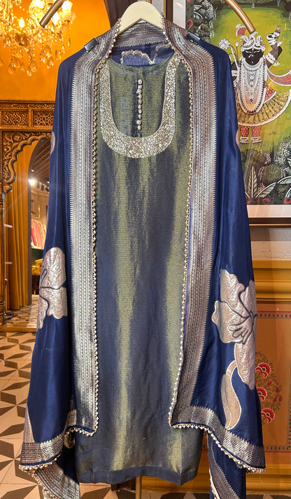 Naureh Organza Suit (Blue)