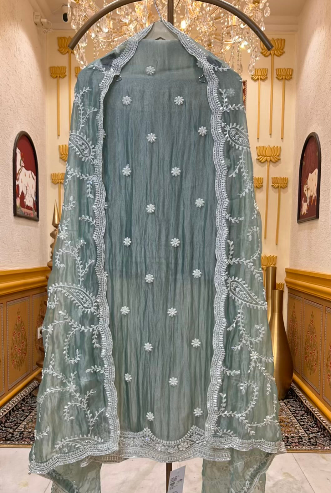 Naayra Karigari Élan Suit (Olive Green)