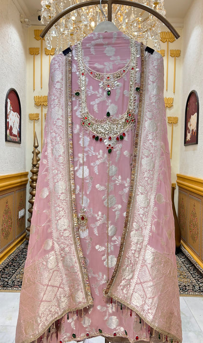 Gulnaar Viraasat Suit