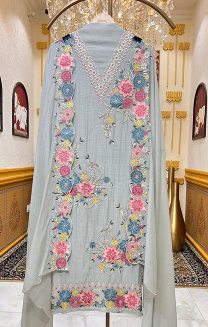 Nazneen Mul Naqsh Suit (Green)