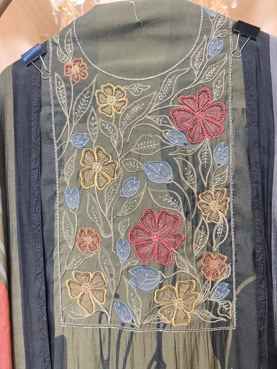 Zehna Pearl Line Suit (Mehendi Green)