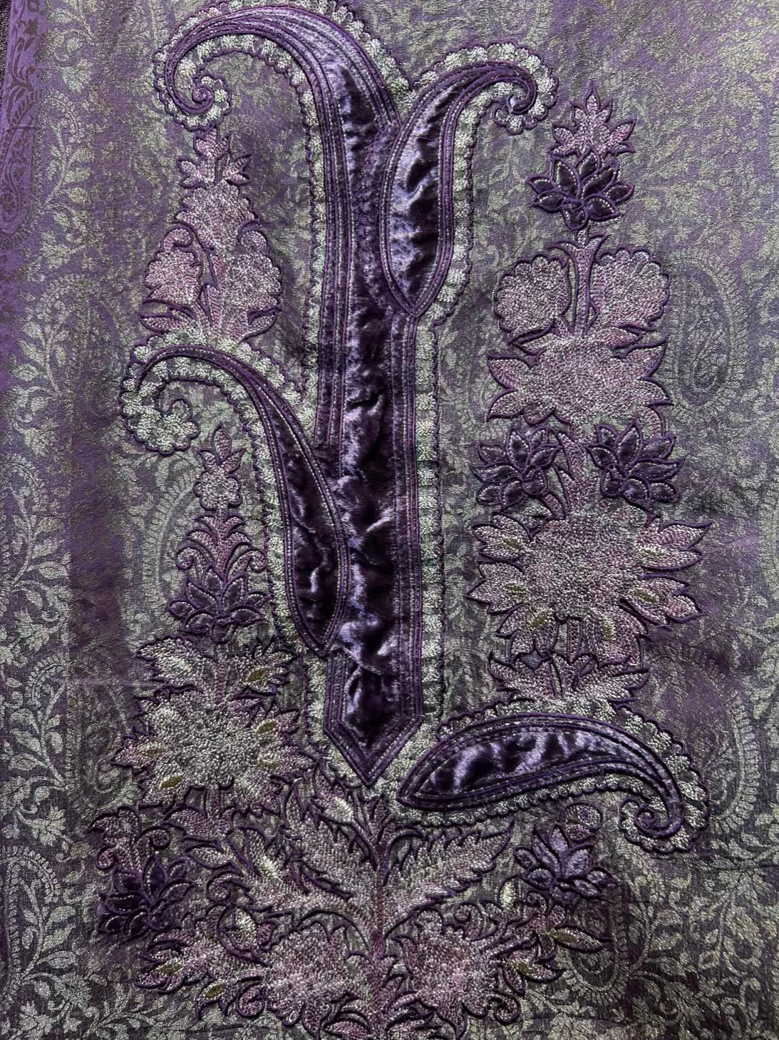 Zarqaa Velvet Suit (Lavender)