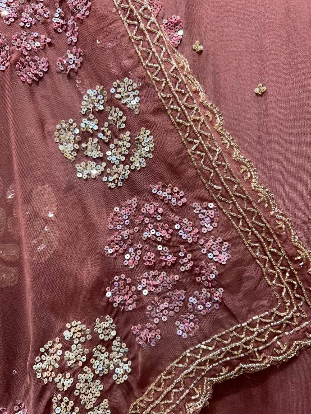 Ruhara Silken Veil Suit (Mauve)