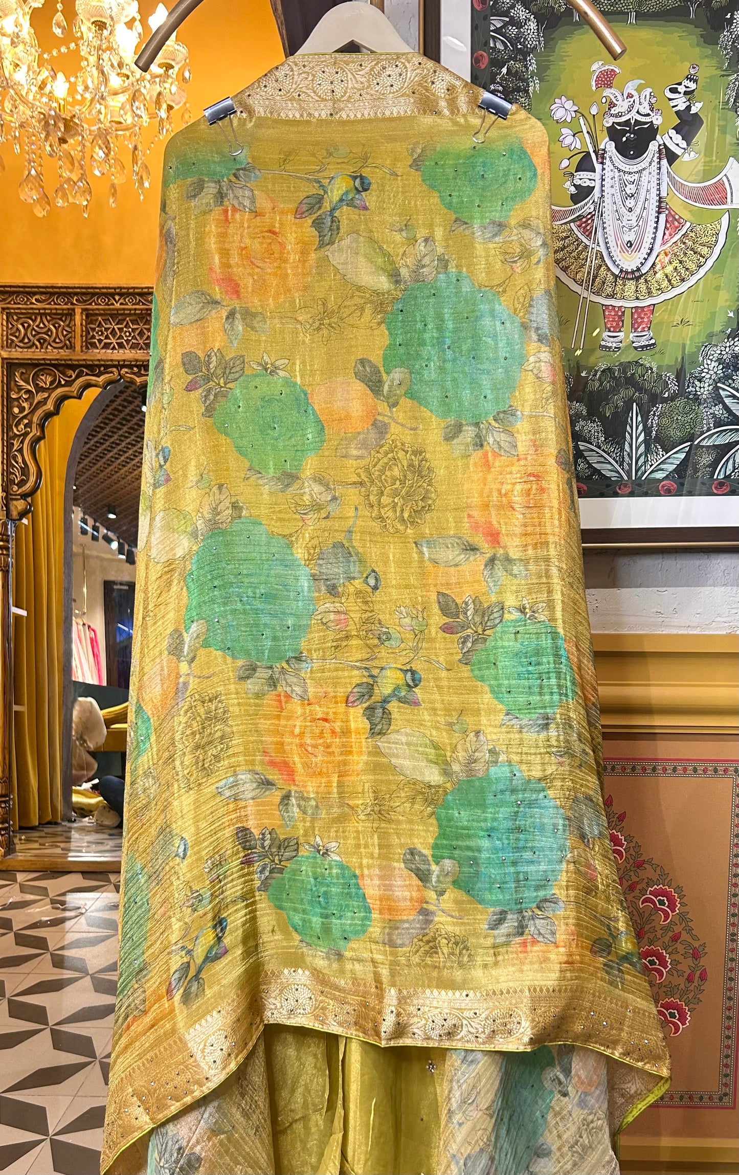 Aaina Saaz (Yellow)