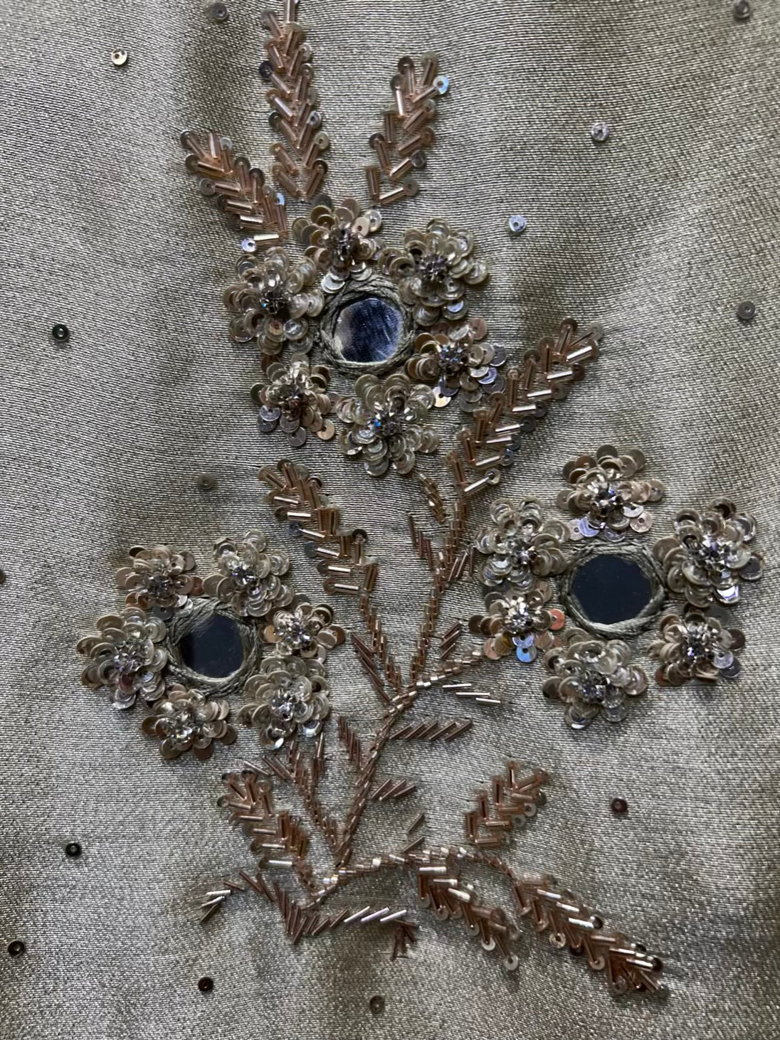 Sirayna Mirror Suit (Pista Green)