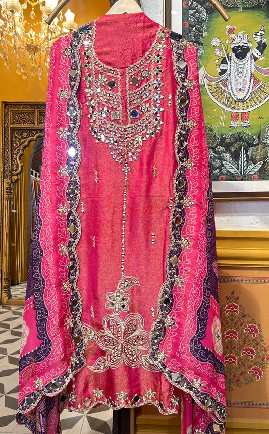Zarnoor Bandhani Suit (Pink)