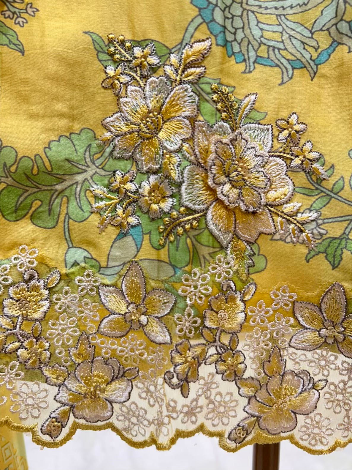 Zehna Pastel Bloom Suit (Yellow)