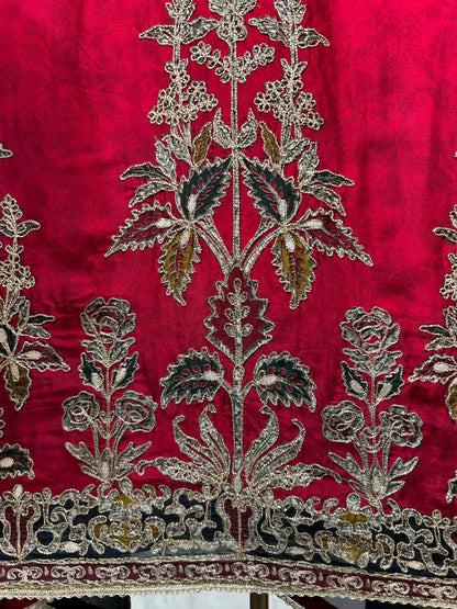 Iraaya Zari Aabha Suit (Maroon)