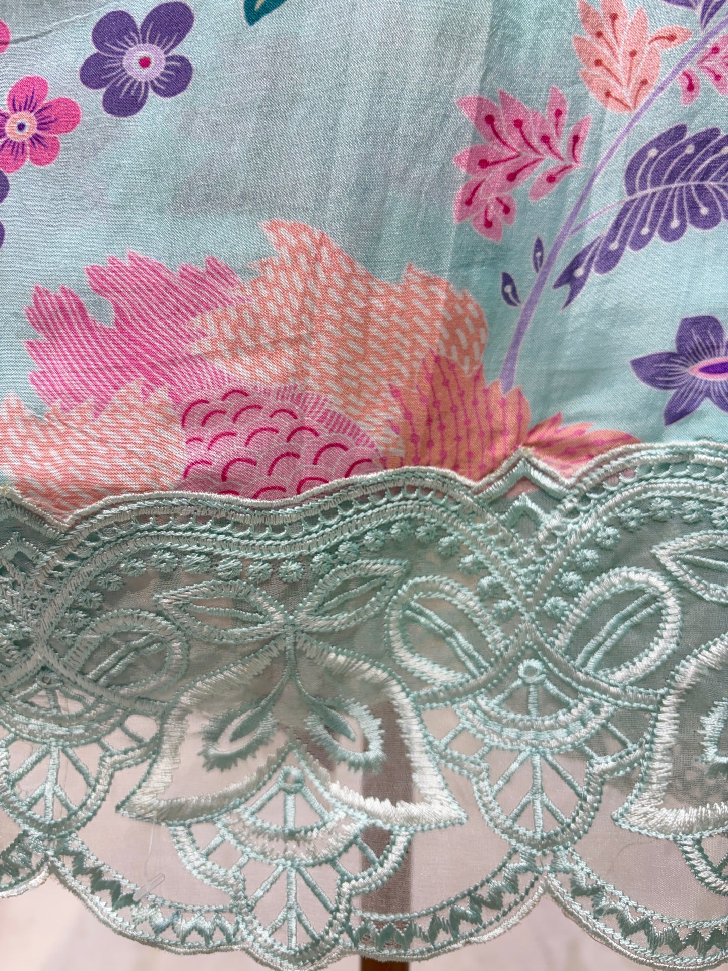 Reina Muslin Lace Set