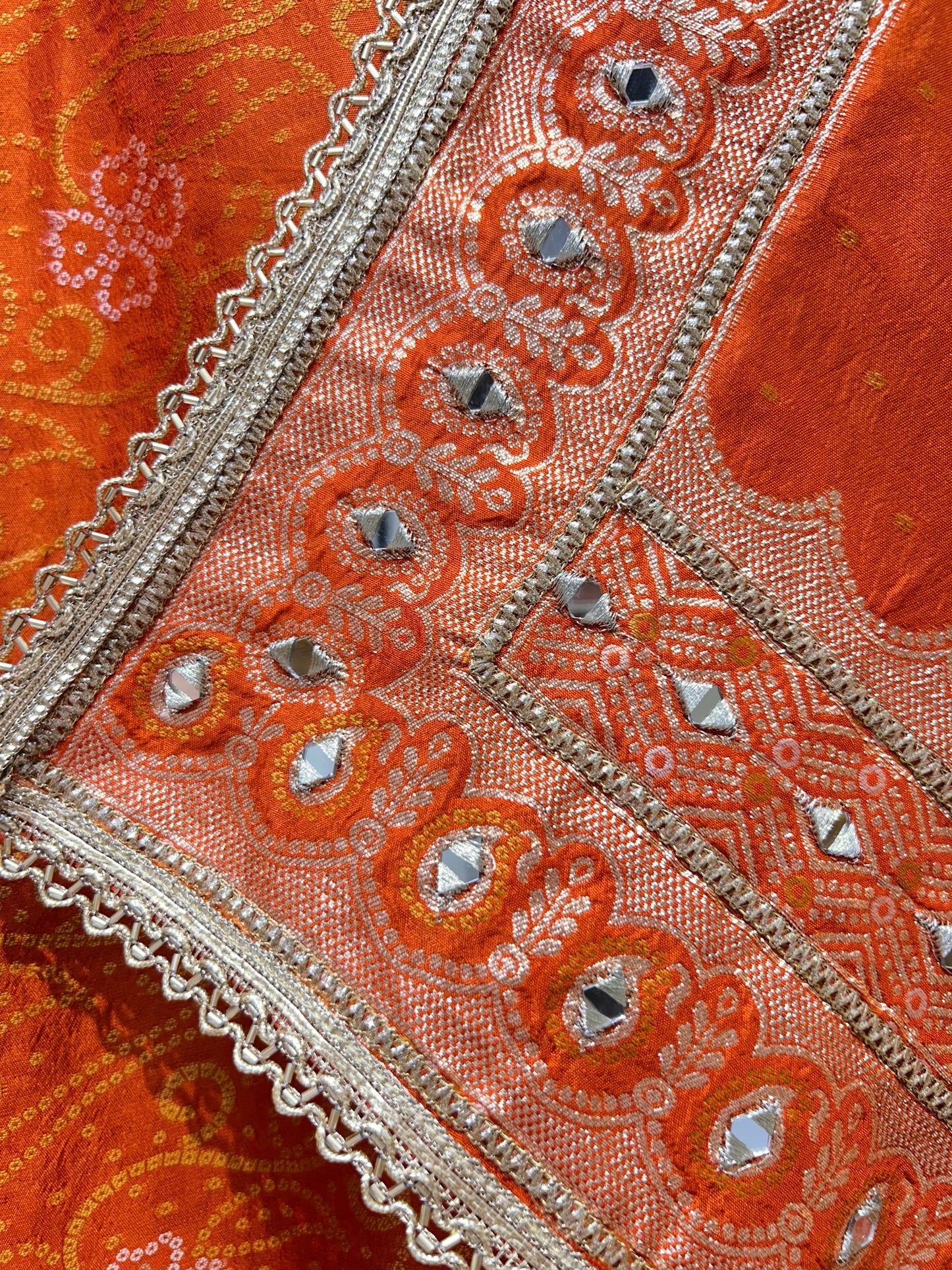 Mehrang Bandhani Suit