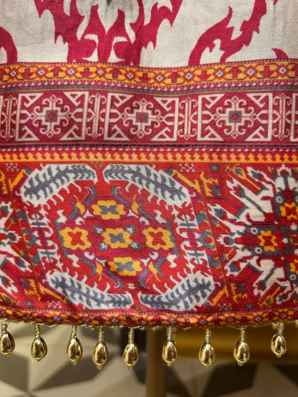 Mehrunisa Silk Suit (Ivory & Lavender)