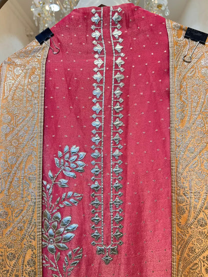 Arzéa Leather Banarasi Suit (Magenta Yellow)