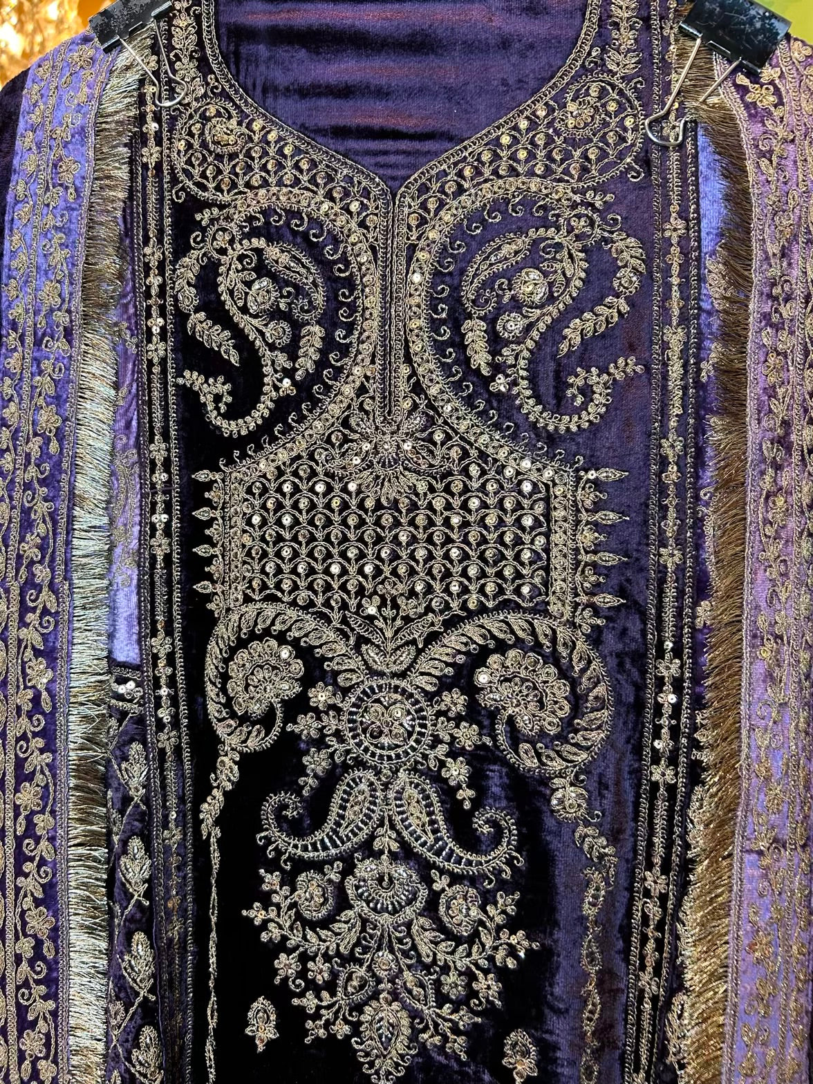 Zarfeen Velvet Suit