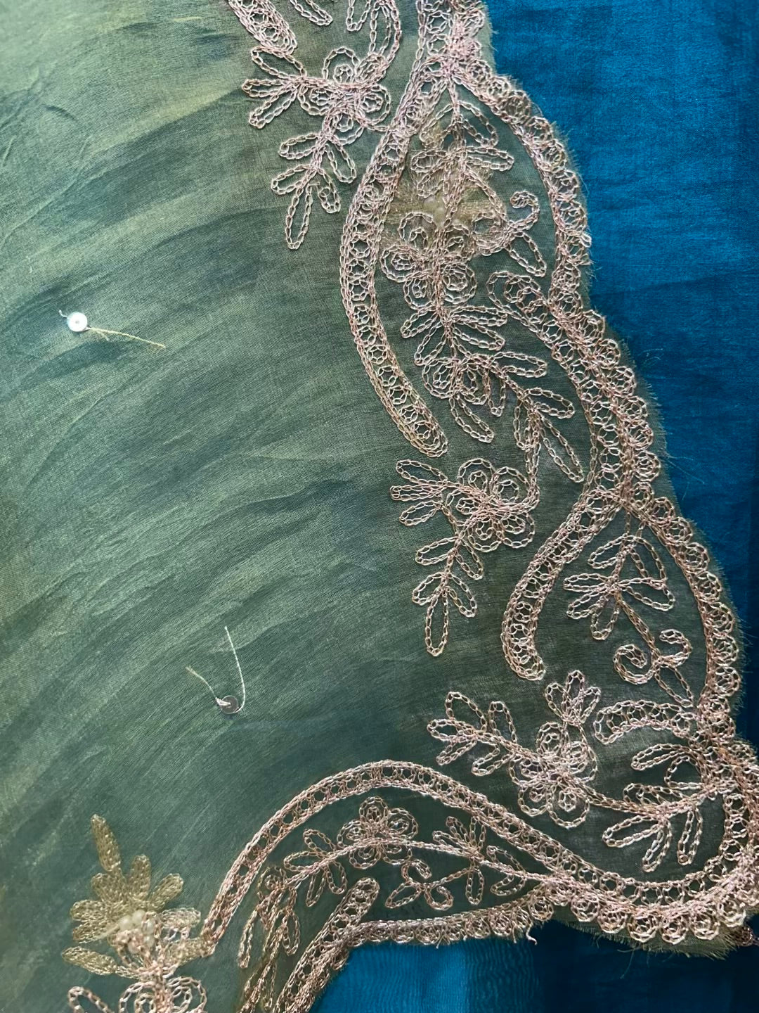 Ruhmira Haathkaar Suit (Blue)