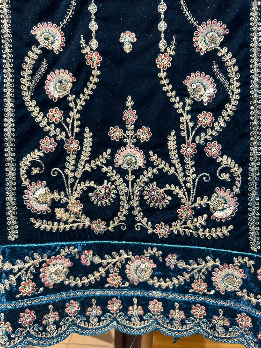 Feroza-e-Velvet Suit (Blue)