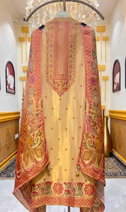 Rangélla Silk Suit