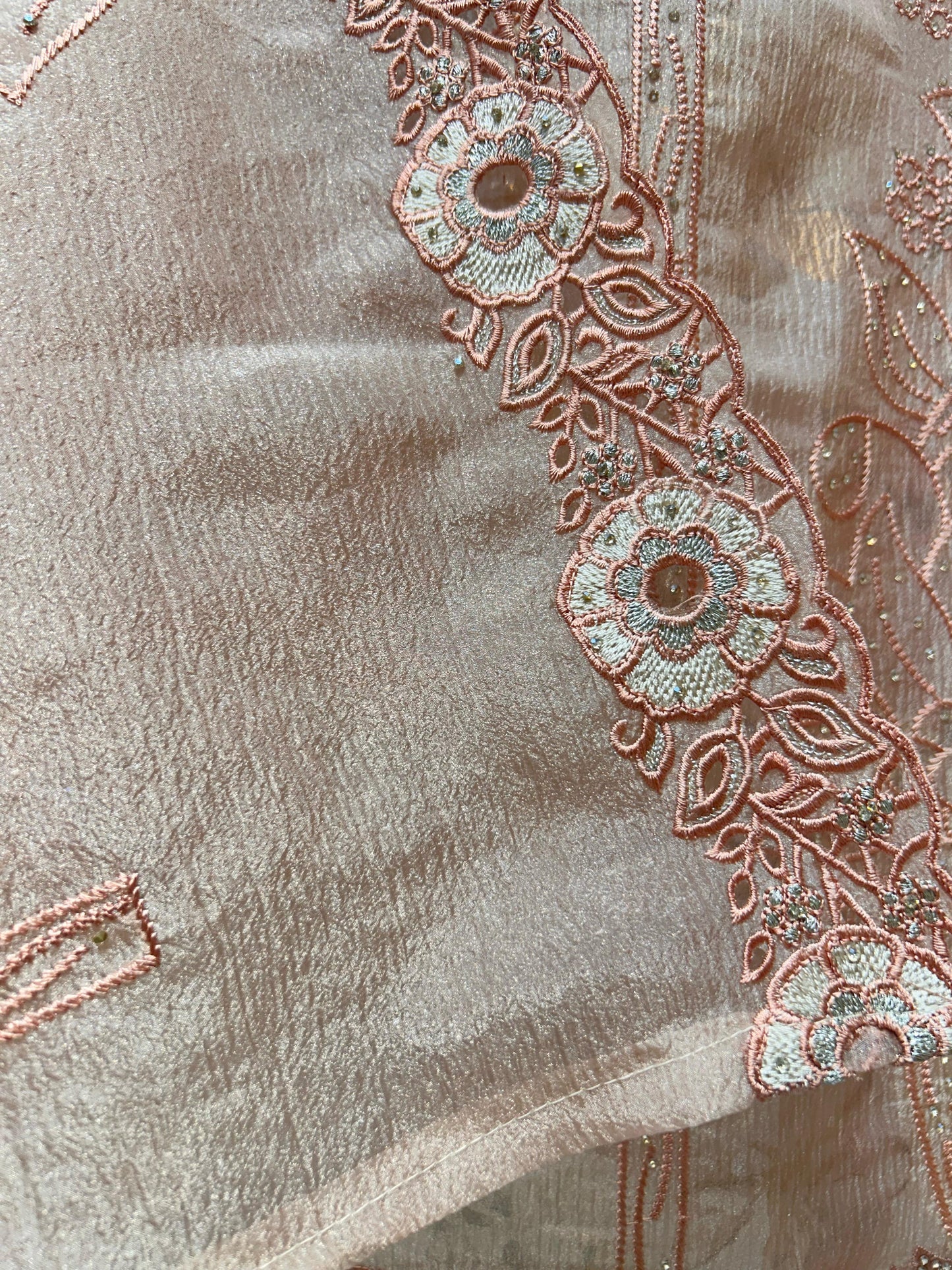 Noorzaar Crush Tissue Suit