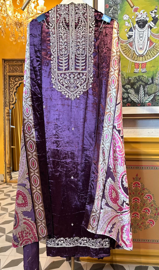 Afsara Velvet Suit (Wine)