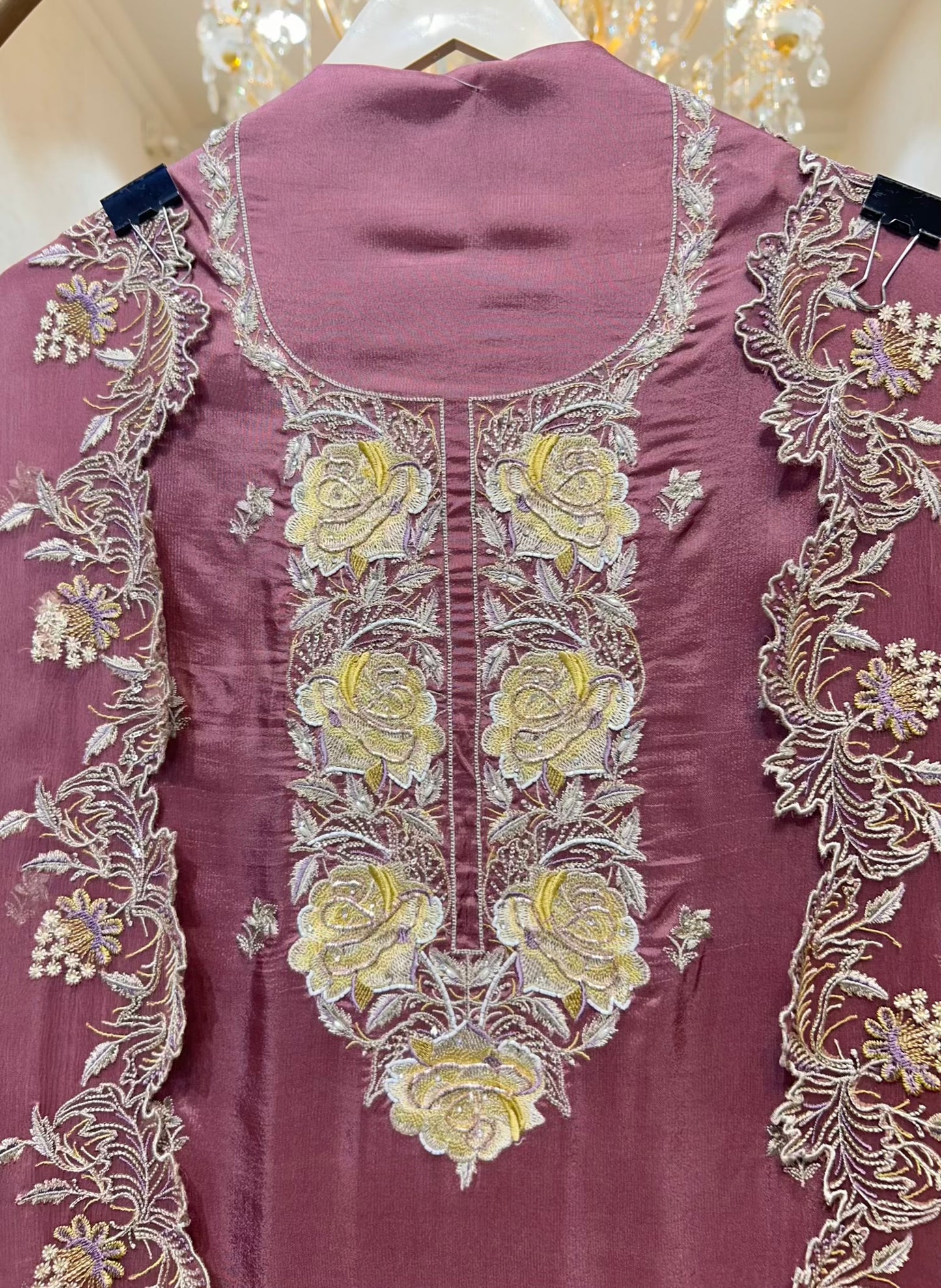 Zehraani Cutdana Silk Suit (Mauve)