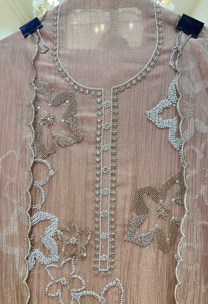 Aaryamahi Tissue Suit