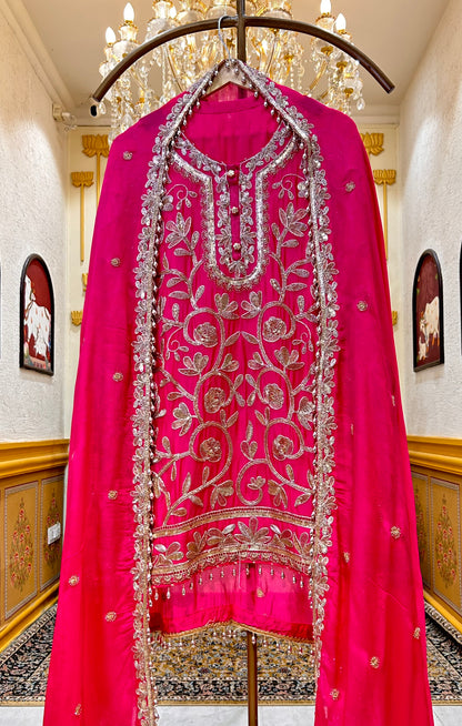 Gulnaar Afreen Gharara Set