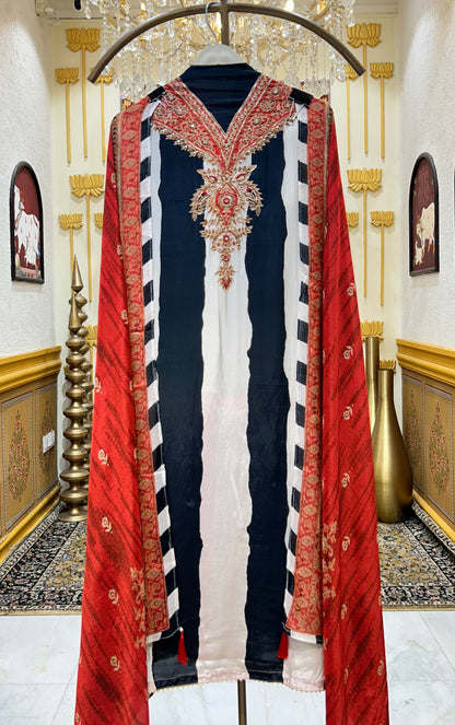 Nayrika Crepe Suit
