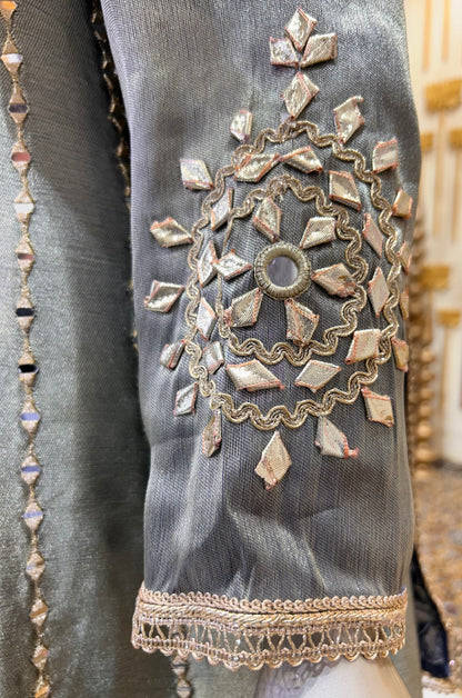 Sheesh Noor Anarkali