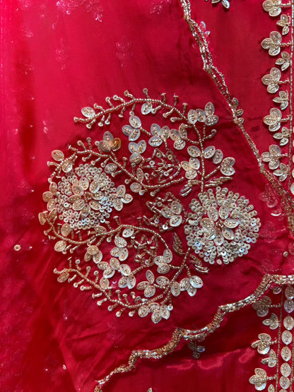 Zareena Karigari Crepe Suit