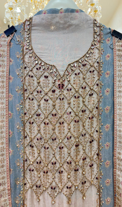 Kundanara Royale Suit